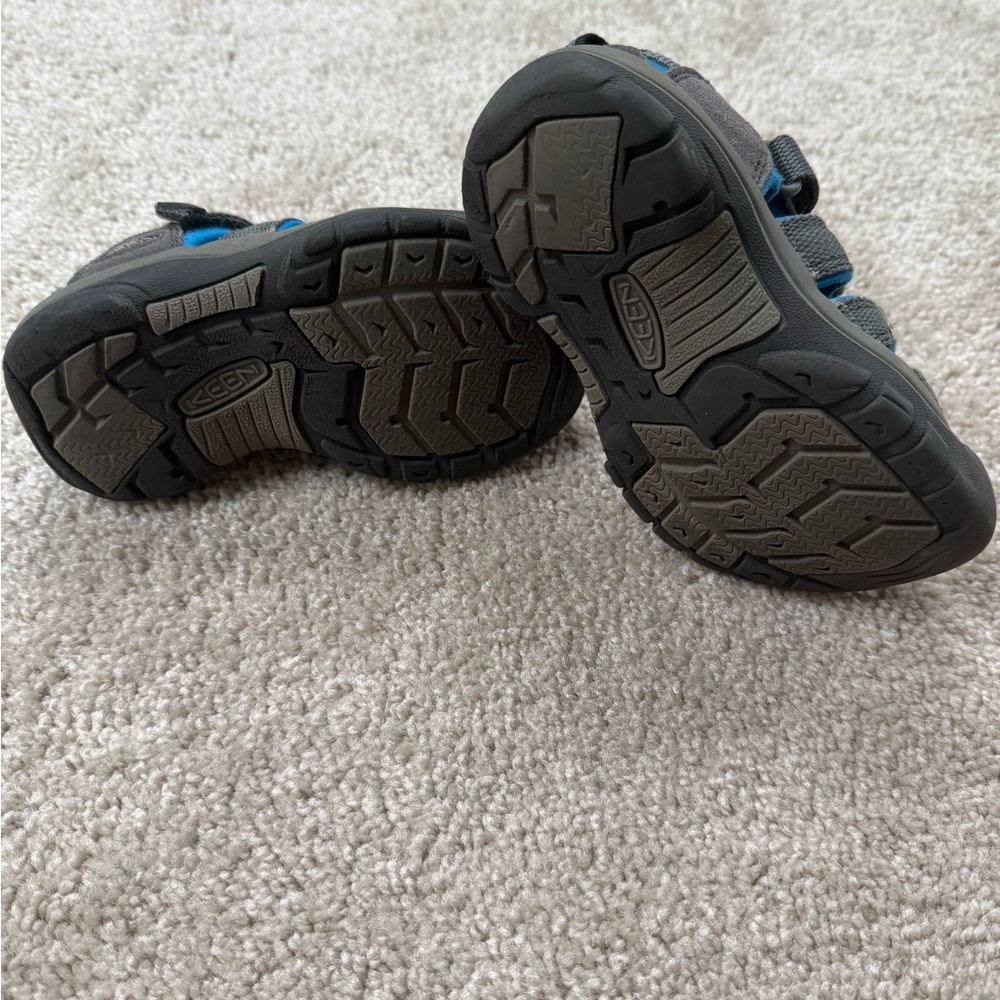 Keen Kids Blue and Gray Adventure Sandals - Picture 5 of 8